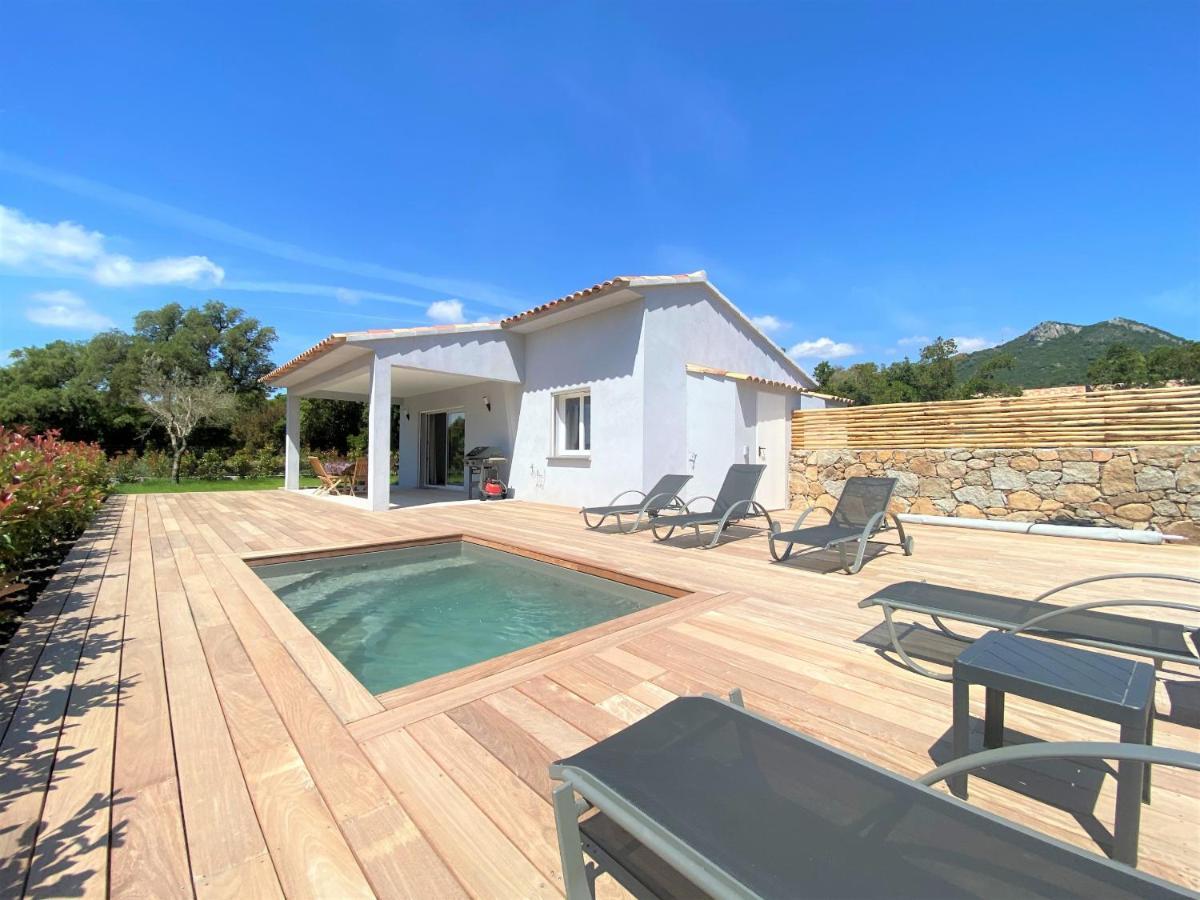 Villa Deux Chambres Avec Piscine Chauffee Proche Des Plages Sainte-Lucie de Porto-Vecchio Dış mekan fotoğraf