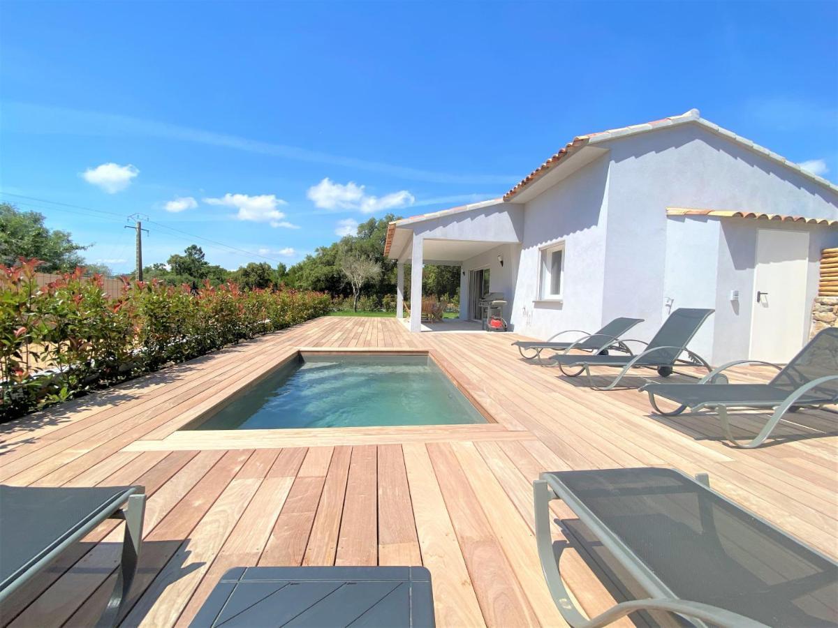 Villa Deux Chambres Avec Piscine Chauffee Proche Des Plages Sainte-Lucie de Porto-Vecchio Dış mekan fotoğraf