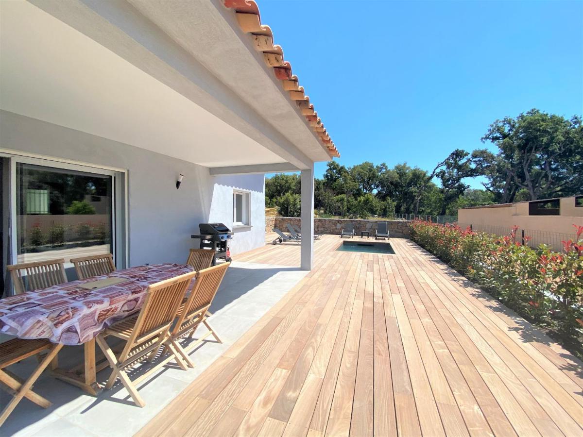 Villa Deux Chambres Avec Piscine Chauffee Proche Des Plages Sainte-Lucie de Porto-Vecchio Dış mekan fotoğraf